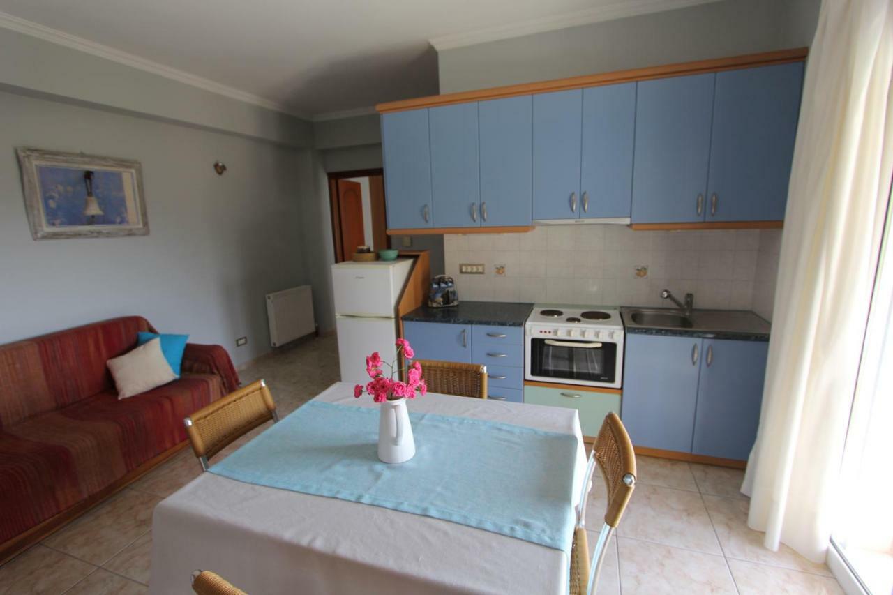 Tosis Apartments Svoronata Eksteriør bilde